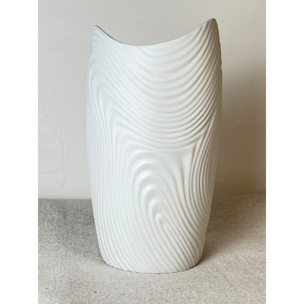 White‎ Textured Ceramic Vase Sculptural Modern Asymmetrical Neutral Decor